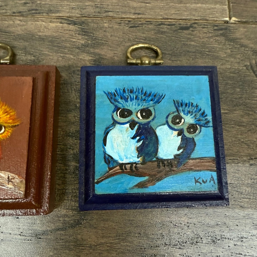 Set of 2 Vintage Hand Painted Owl Mini‎ Wall Art Wood Frames KVA Signed - Picture 3 of 6